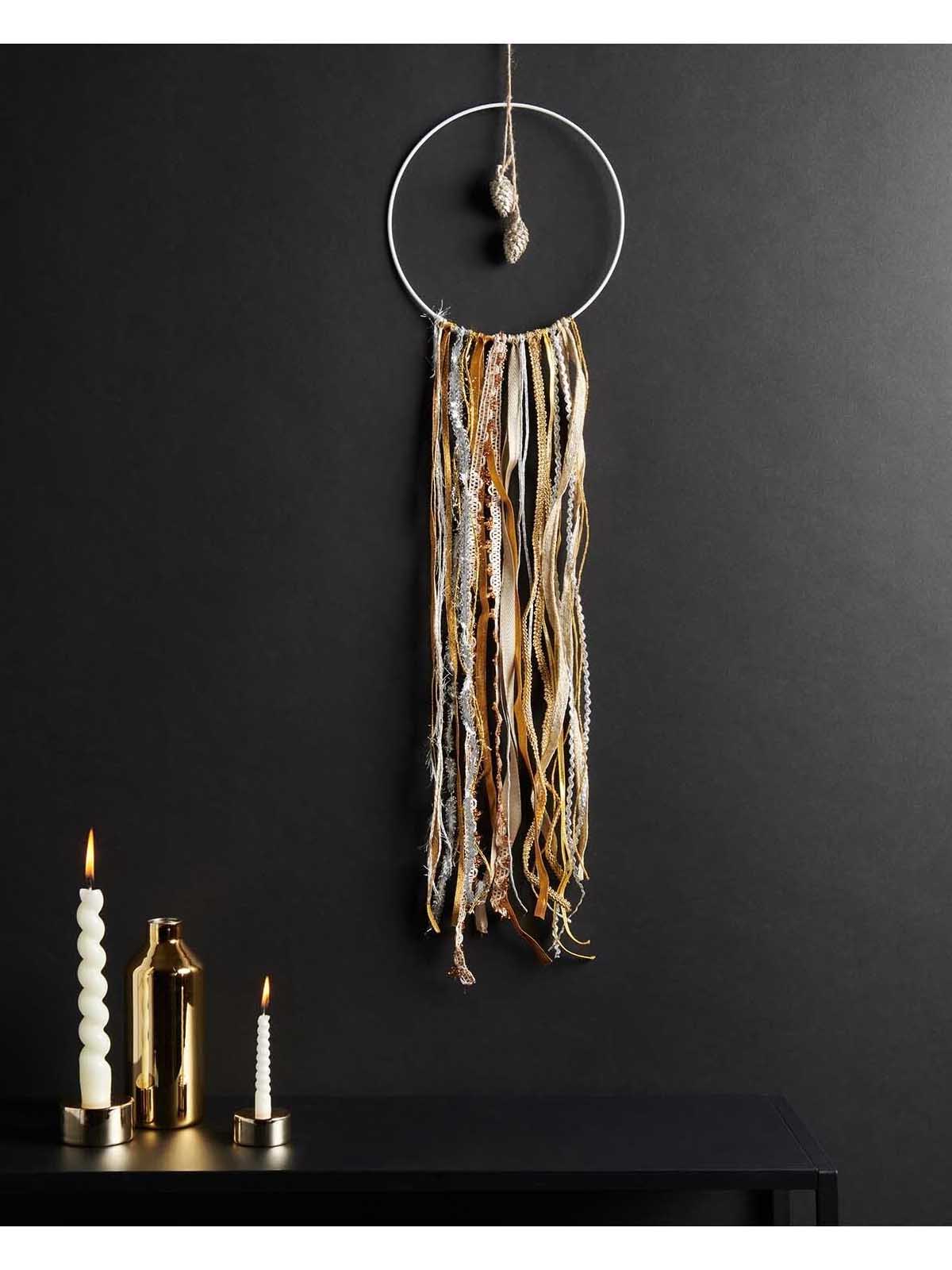 Gold lucky dip ribbon set